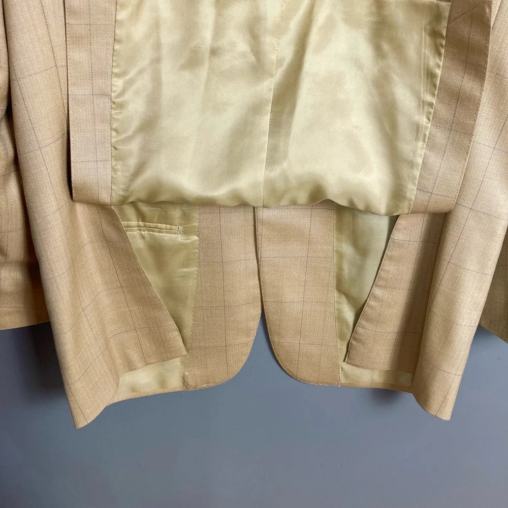 Baroni‎ Couture Sport Coat  Size 38R Tan Camel Plaid Wool Blazer light neutrals